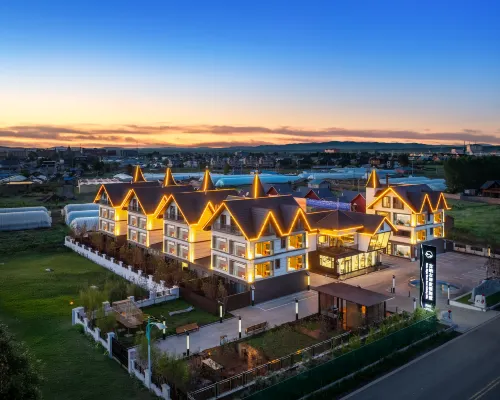 Guna Right River Bank Holiday Villa Hotels in Eerguna