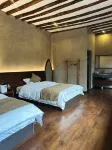 Litang Yunzaichu Cabin Homestay (Zeba Village)