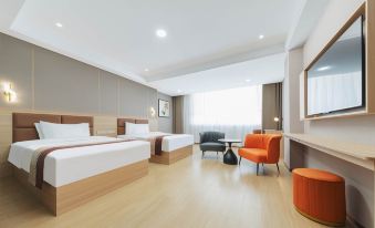 Kuytun Yuejiang Hotel