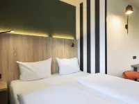 ACHAT Hotel Stuttgart Zuffenhausen Hotels near Porsche Museum