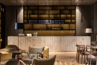 Wanda Yue,Huaian Hongze Lake - bar