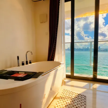 Xiangyu Seaview Homestay (Zhanjiang Wanda Rongsheng Plaza Branch)