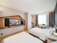 Home Inn Seasons Hotel (Luntai County Tuanjie Plaza Branch) โรงแรมในหลุนไท่