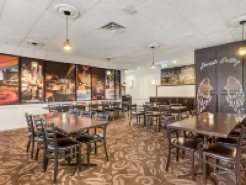 Days Inn by Wyndham Airdrie Hotels in Airdrie