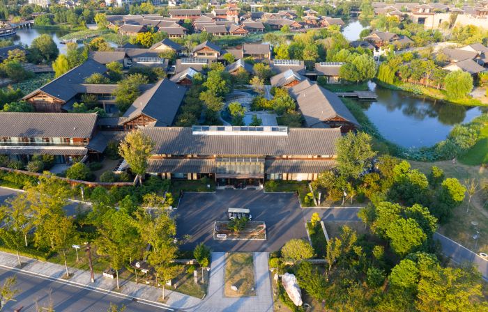 Swan Lake Resort Hotel