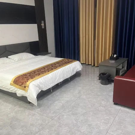 Kaiping Jiayuan Commercial Apartment (Tangkou)