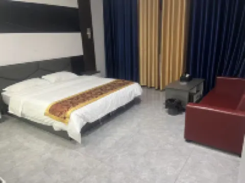 Kaiping Jiayuan Commercial Apartment (Tangkou)