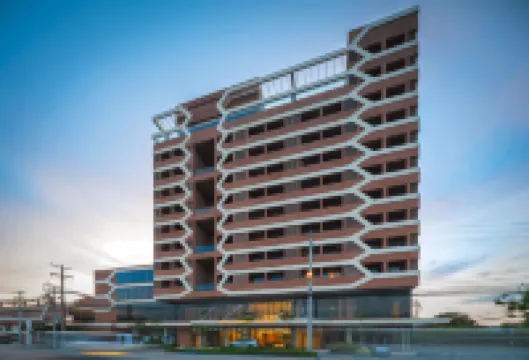 奧羅拉蘇比克飯店-由HII管理 住宿飯店