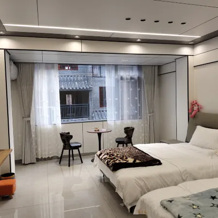 Yanjin Dousha Qin Yue Homestay