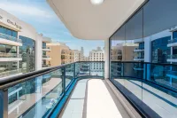 Golden Sands 10 Hotel Apartment - Parkplatz