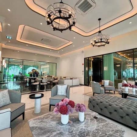 Modern 1Bdr with Pool View The Title Legendary