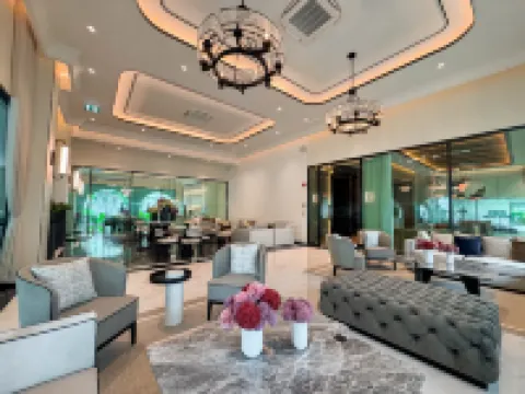 Modern 1Bdr with Pool View The Title Legendary