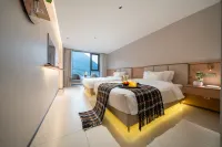 Liuhuxuan Hotel (Nantian Lake Scenic Area) - con vista montagne