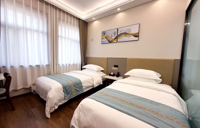 Aotai Hotel