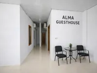 Alma Guest House Syariah - parcheggio
