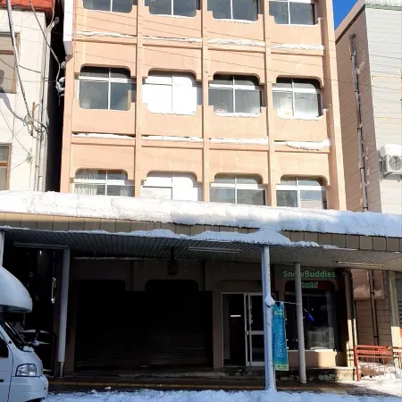 Yuzawa Powder Snow Inn Отели рядом с достопримечательностью «Горнолыжный курорт Иваппара»