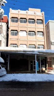 Yuzawa Powder Snow Inn Hotels near Iwappara Ski Area