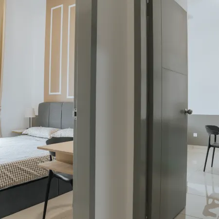 Parkland Residence B11 by Dehoz Suites