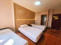 Qingjie Hostel - Inns