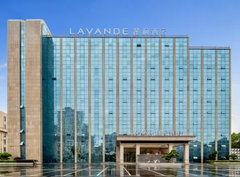 Lavande Hotel (Nanchang Jinxian Wuyue Plaza)