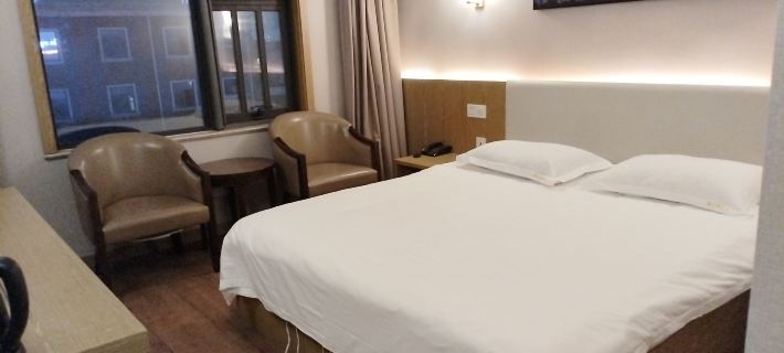 Yingshang Yingbin Hotel Hotels in Yingshang