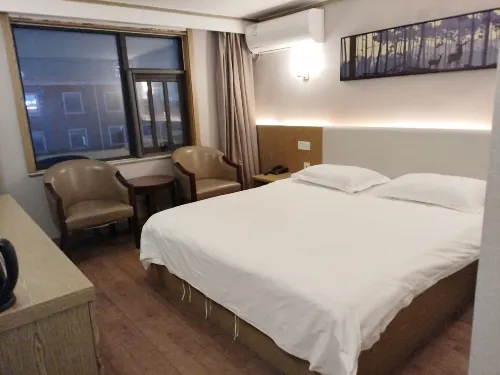 Yingshang Yingbin Hotel - Pysäköinti