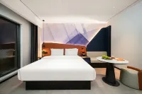FUNGEE X Hotel (Taoxichuan Ceramic Art Avenue, Jingdezhen) - bar