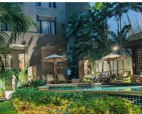 Silom Serene A Boutique Hotel Hotels near MahaNakhon