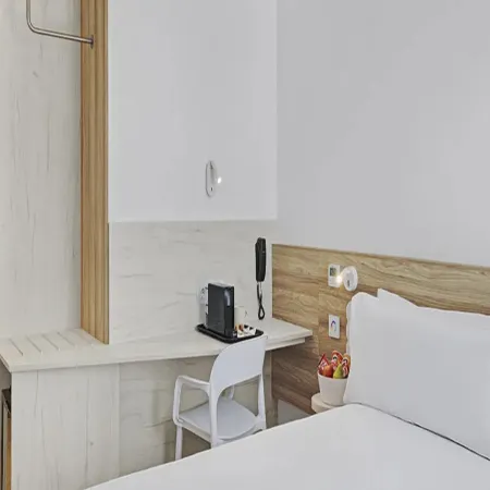 B&B HOTEL San Fermín