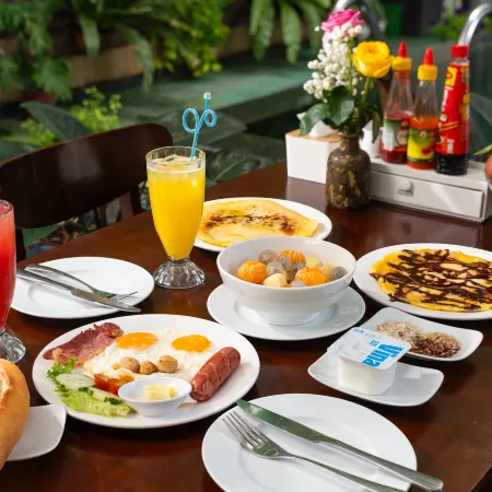 Beach Palm Villa Hoi An Отели рядом с достопримечательностью «Пляж Кыадай»