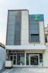 Front One Budget Hotel Tirtonadi Solo