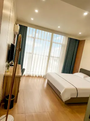 Xincheng Hotel (Yiwei Branch)