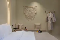 Anis Moonlight Villa