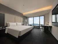 煙台濱海廣場第一海水浴場海景亞朵飯店