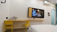 Xinronghua Hotel (Qinzhou No.1 People's Hospital Branch) - Auberges