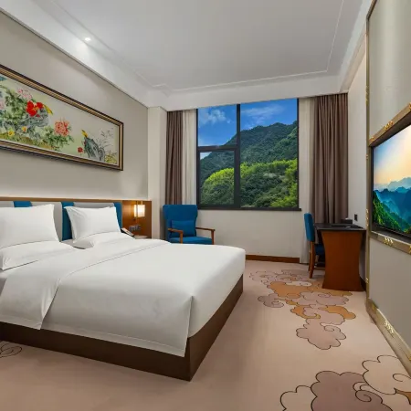 Barkam Fengyue Hotel