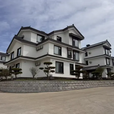 Honglong Xingye Hotel