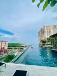 Urban Suites TWO or THREE bedroom by Annesui Cottage - Sea View