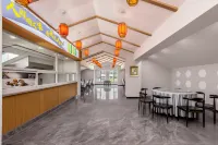 Shengyi Light Luxury Hotel (Chengde South Station Store)