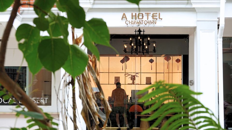 A Hotel Chinatown