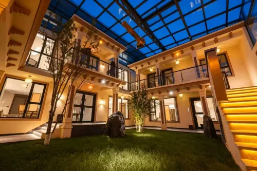 Delingha Chushan Yunjv Homestay (Olympic Plaza)