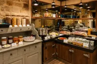 Hotel Le Montmartre Saint Pierre - 3-Star
