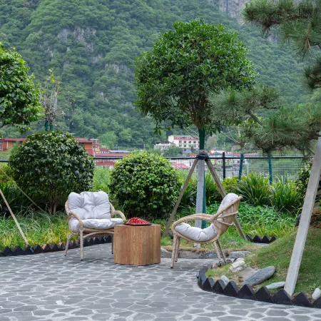 Yepian Meiduo Leaf Bloom Snowy Region Healing Homestay