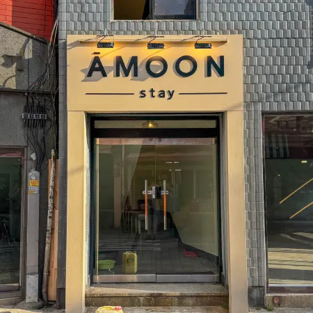 Amoon stay