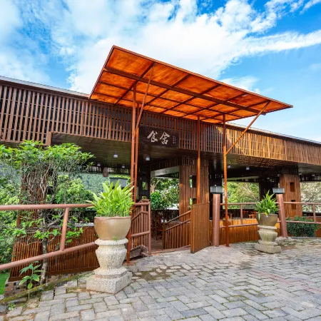 Jiajing Xiaozhu Hostel