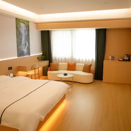 Xuancheng Guoyue Hotel (Xuancheng High-Speed Railway Station Guogou Plaza)