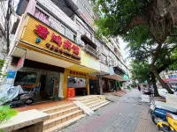 Junhong Hotel - 인 (Inns)