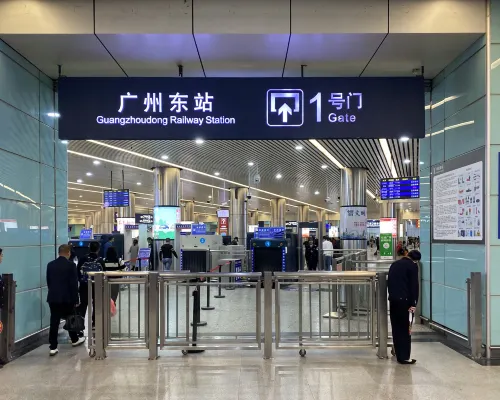 YiBo Hotel Apartment (Guangzhou East Railway Station Tianhe Sports Center Branch)) بالقرب من الفندق Photos