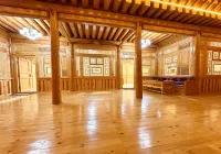 Hezuo Ruishan Homestay - 2-Star