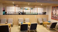 First In Stay Ginza Shopping  District  |  Direct Airport Access | Luggage Storage - bar
